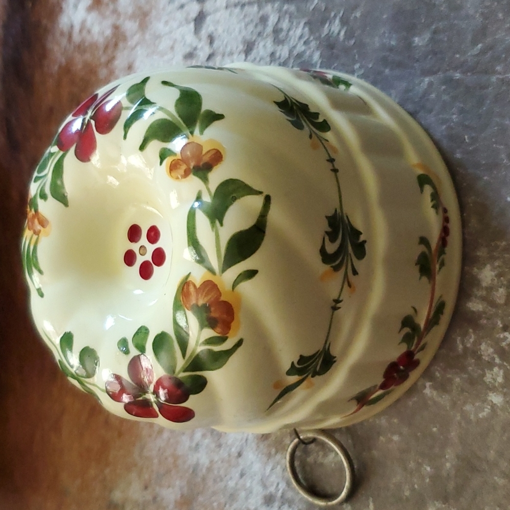 Vintage Teleflora Hand Painted Mold